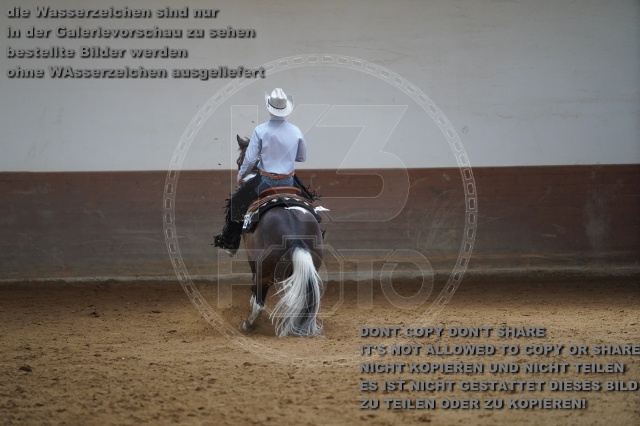 s_A_902960.JPG